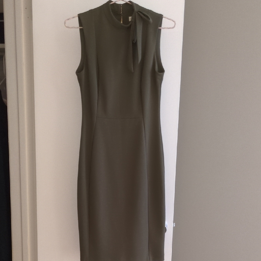 Calvin Klein Green Sleeveless Sheath Midi Dress